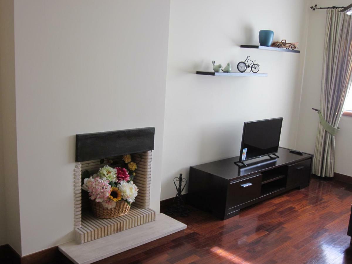 Comfortable & Central Apartment Senhora da Hora Екстер'єр фото
